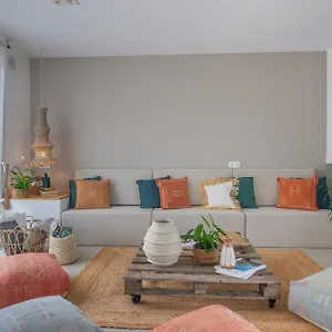 https://hotel-oma.topcostabravahotels.com